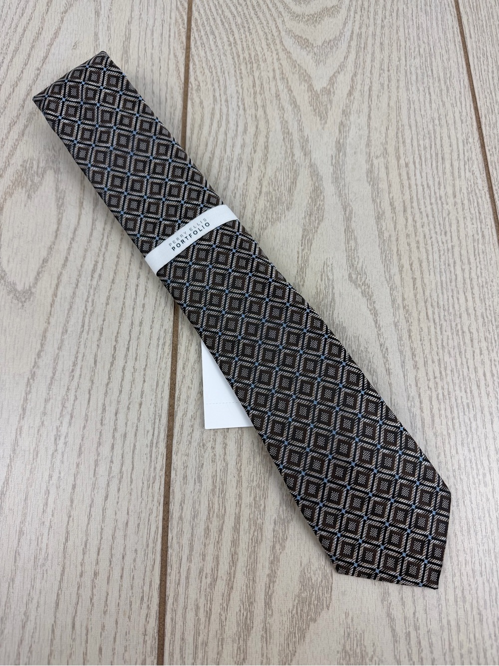840 Perry Ellis Portfolio Men's Tie William's Geo 260 Taupe $55 Polyester